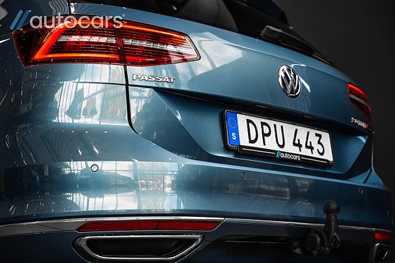 Volkswagen Passat 11 of 30