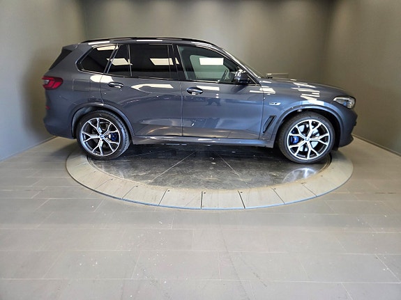 BMW X5 6 of 24