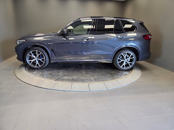 BMW X5 2 of 24