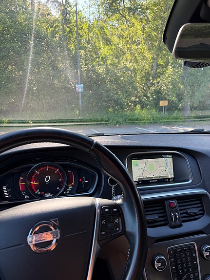 Volvo V40 10 of 11