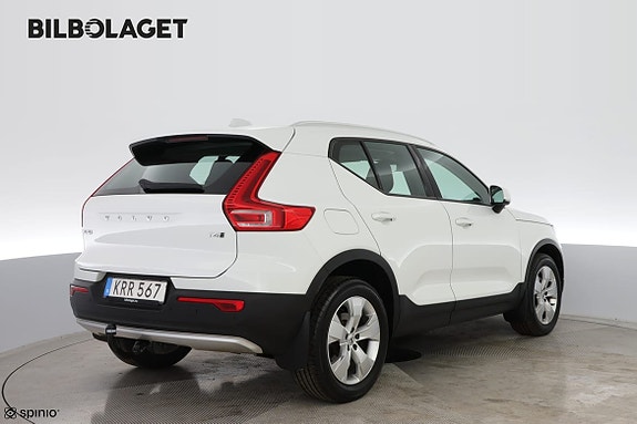 Volvo XC40 4 of 5