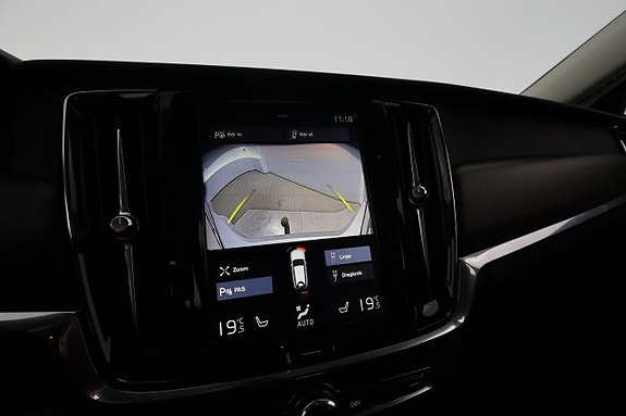 Volvo V90 Cross Country 21 of 23