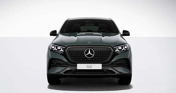 Mercedes-Benz GLE450 2 of 10