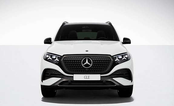 Mercedes-Benz GLE450 2 of 11
