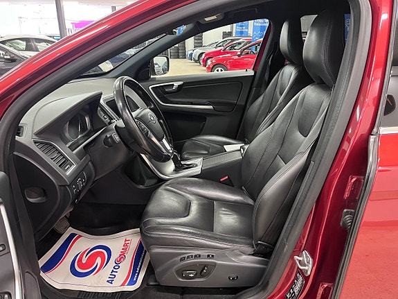 Volvo XC60 7 of 18