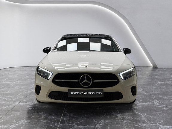 Mercedes-Benz A180 d 9 of 22