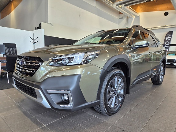 Subaru Outback 2 of 5