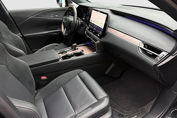 Lexus RX450h 11 of 17