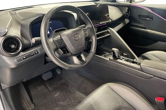 Toyota C-HR 14 of 21