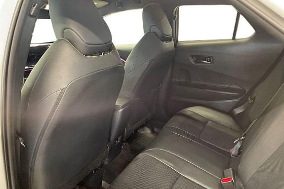Toyota C-HR 13 of 21