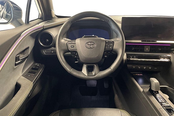 Toyota C-HR 11 of 21