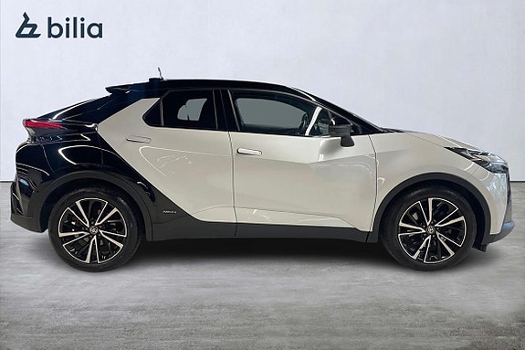 Toyota C-HR 18 of 21
