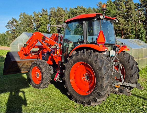 Kubota 9960 2 of 4