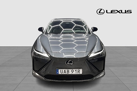 Lexus RZ350e 2 of 15