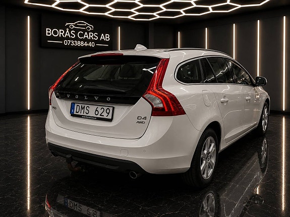 Volvo V60 3 of 12