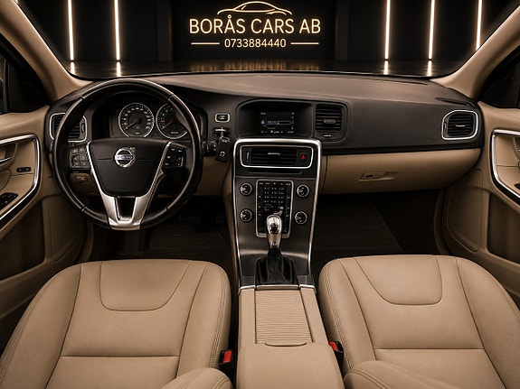 Volvo V60 8 of 12