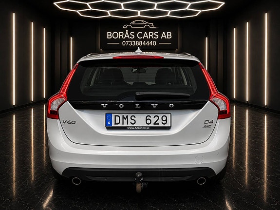 Volvo V60 4 of 12