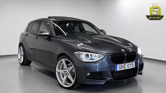 BMW 118d 2 of 5