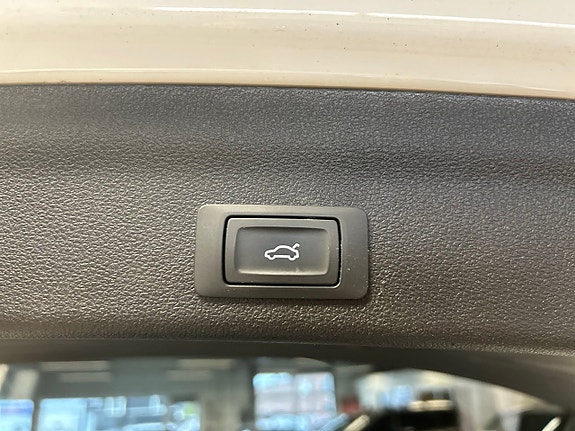Audi A6 17 of 21