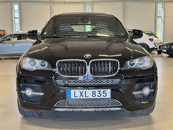 BMW X6 2 of 5