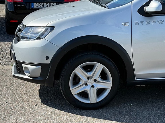 Dacia Sandero Stepway 4 of 5