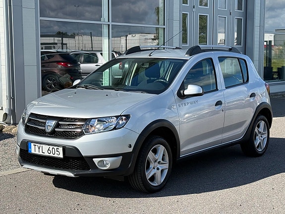 Dacia Sandero Stepway 2 of 5