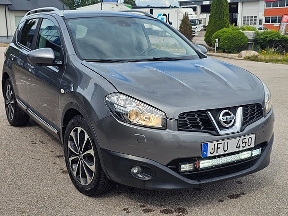Nissan Qashqai 2 of 5