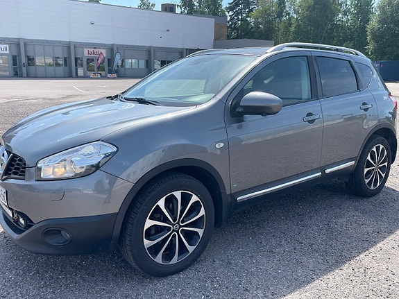 Nissan Qashqai 2 of 5