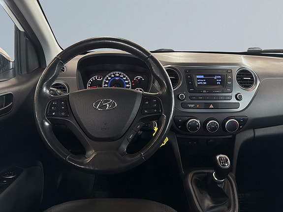 Hyundai i10 8 of 19