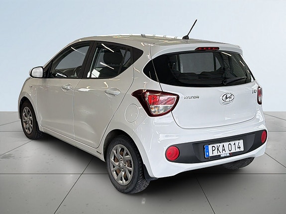 Hyundai i10 5 of 19