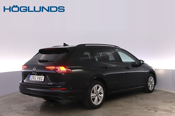 Volkswagen Golf VIII 4 of 23