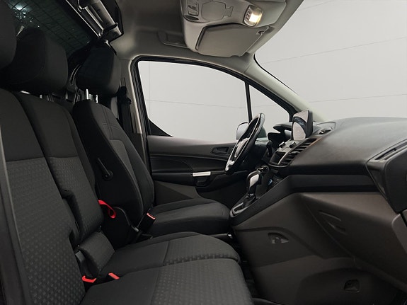 Ford Transit Connect 26 of 30