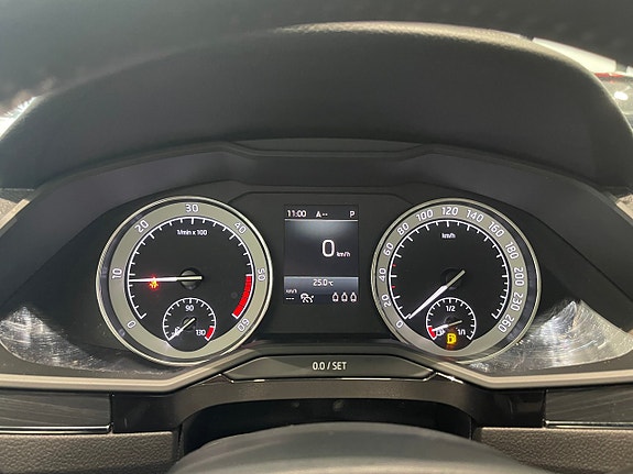 Skoda Superb 11 of 28