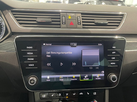 Skoda Superb 14 of 28