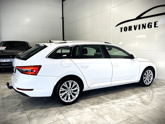 Skoda Superb 5 of 5