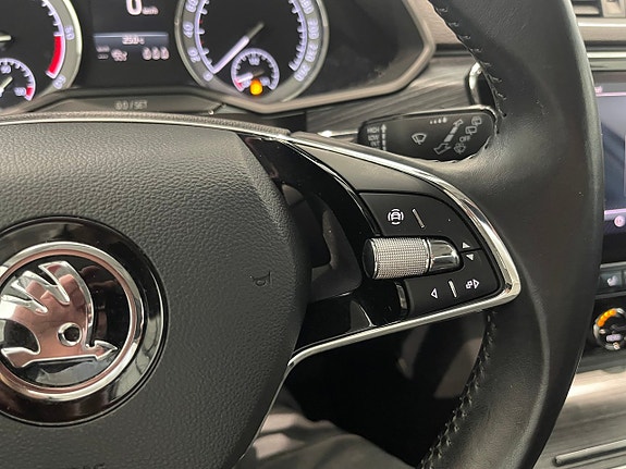 Skoda Superb 19 of 28