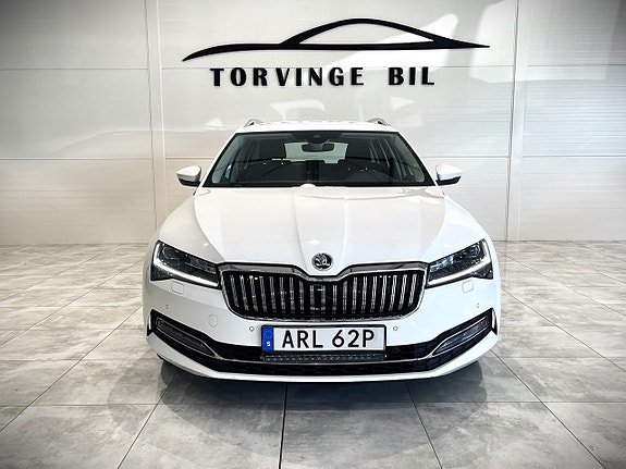 Skoda Superb 4 of 5