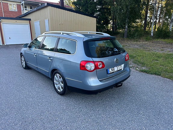 Volkswagen Passat 4 of 5