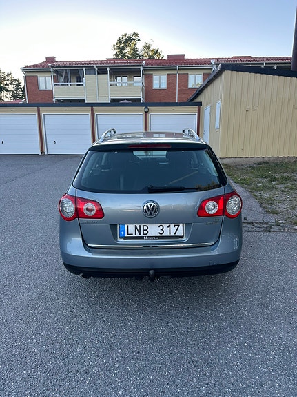 Volkswagen Passat 3 of 5