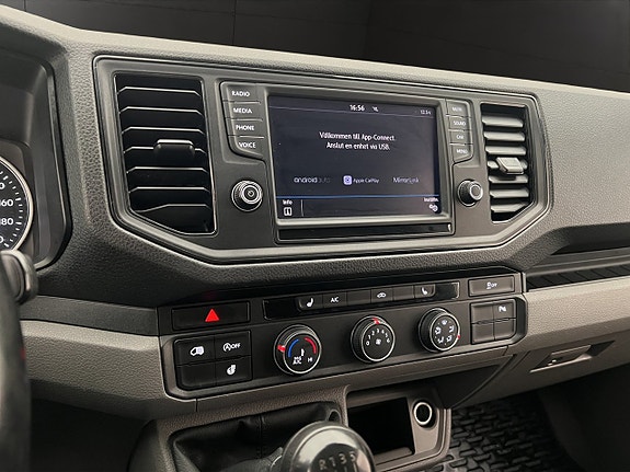 Volkswagen Crafter 25 of 30