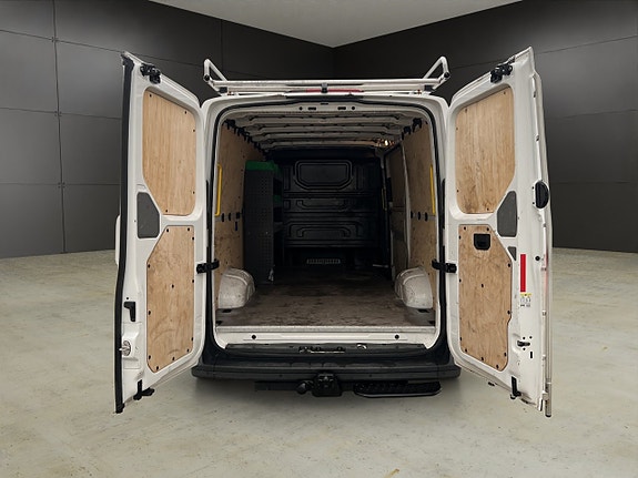 Volkswagen Crafter 12 of 30
