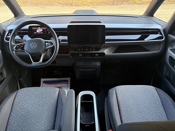 Volkswagen ID. Buzz 8 of 11