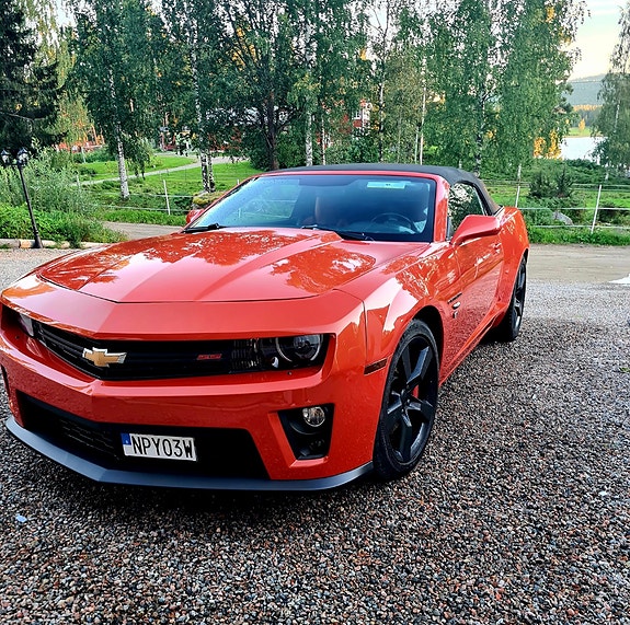 Chevrolet Camaro SS 4 of 4