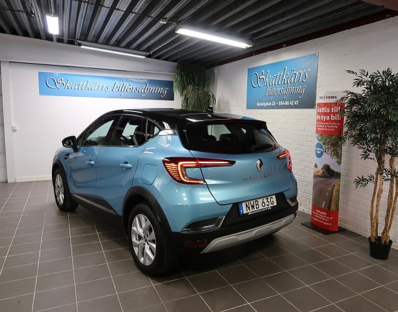 Renault Captur 2 of 5