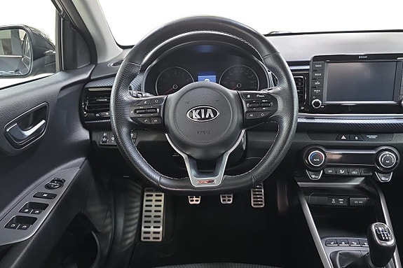 Kia Rio 11 of 21