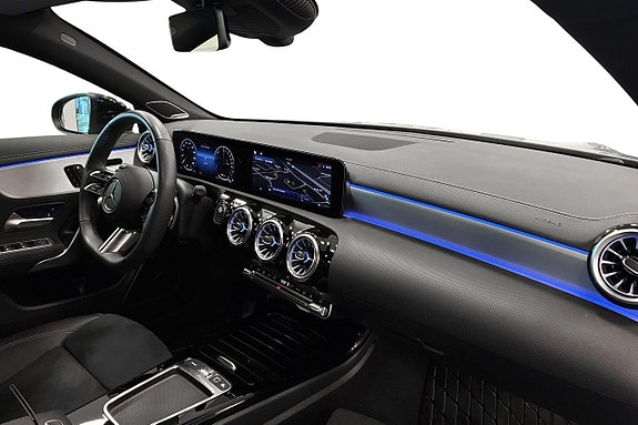 Mercedes-Benz CLA250 e 10 of 27