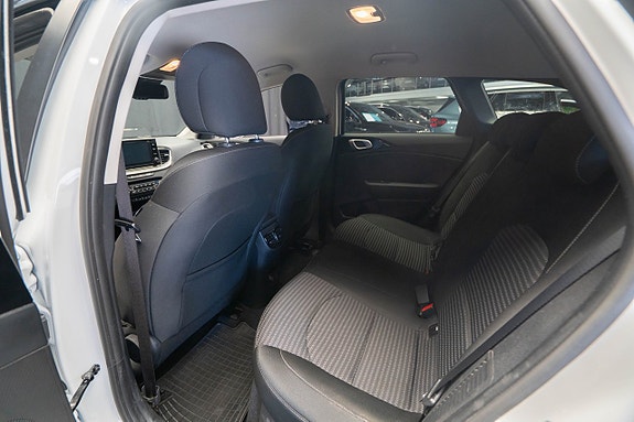 Kia Ceed 19 of 23