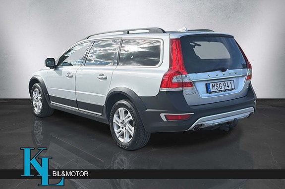 Volvo XC70 4 of 5