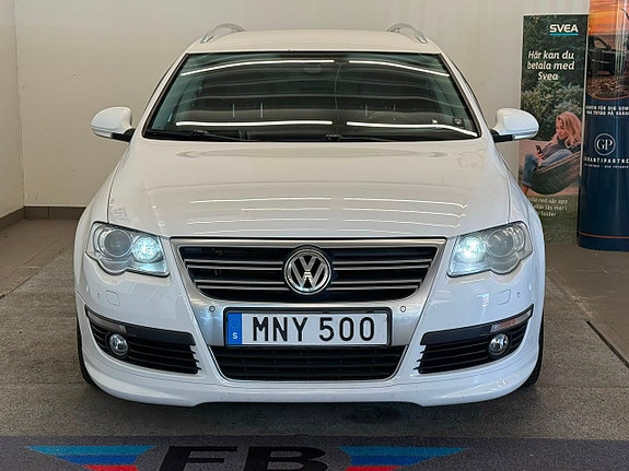 Volkswagen Passat 2 of 5