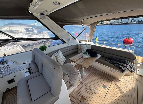 Sunseeker Mustique 42 6 of 12